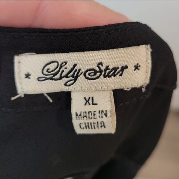 Lily star black blouse - Picture 7 of 10